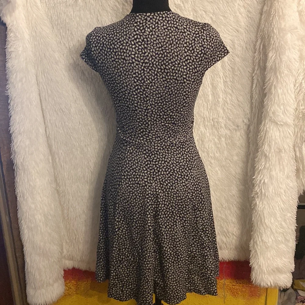 NIB Lark & Ro. Dress XS - Picture 6 of 8